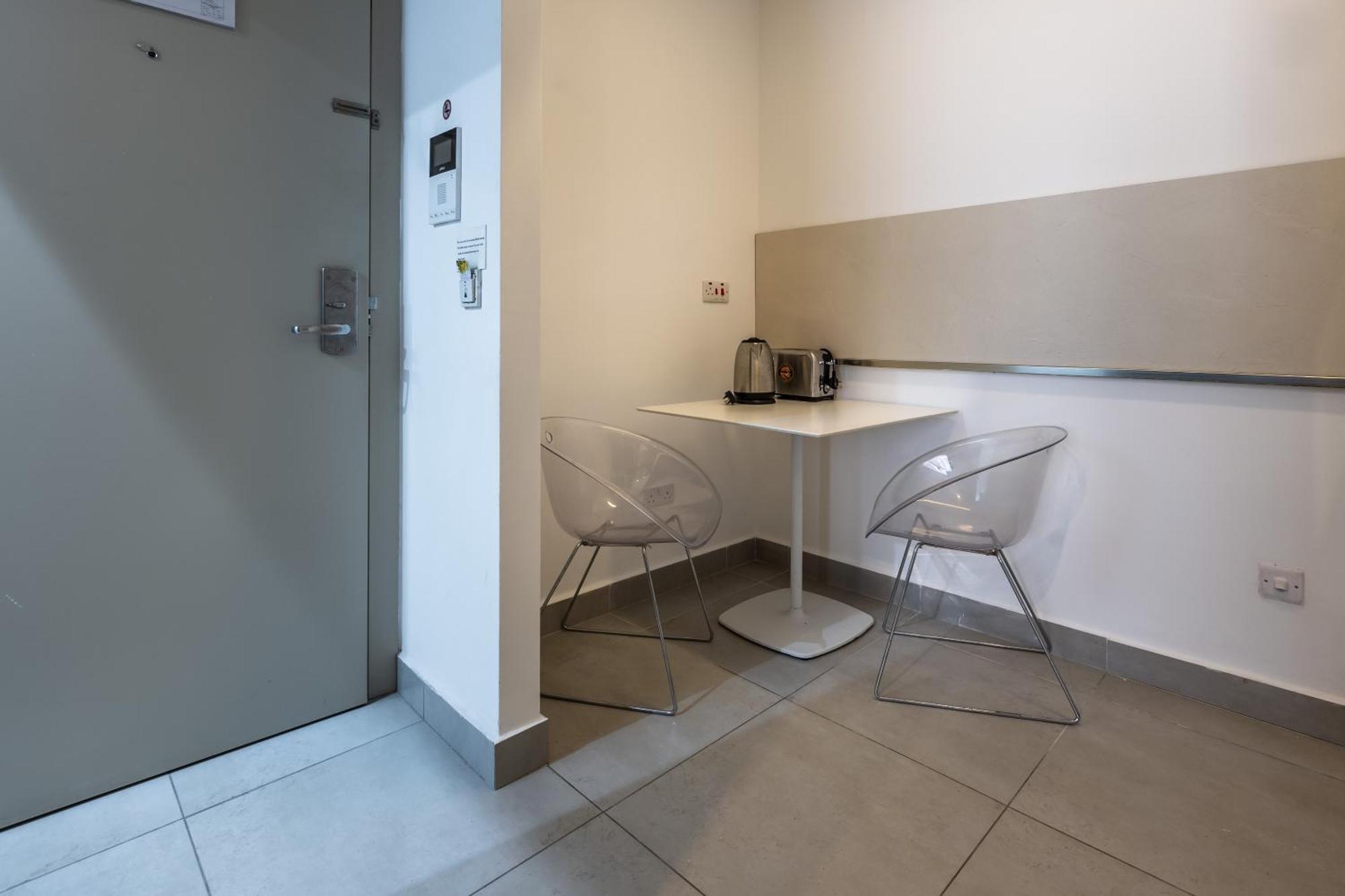 Jules Suites Saint Julian's Exterior foto