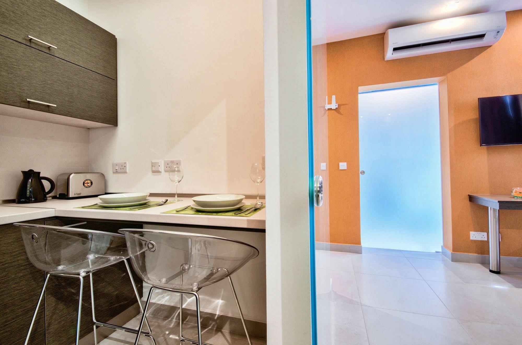 Jules Suites Saint Julian's Exterior foto