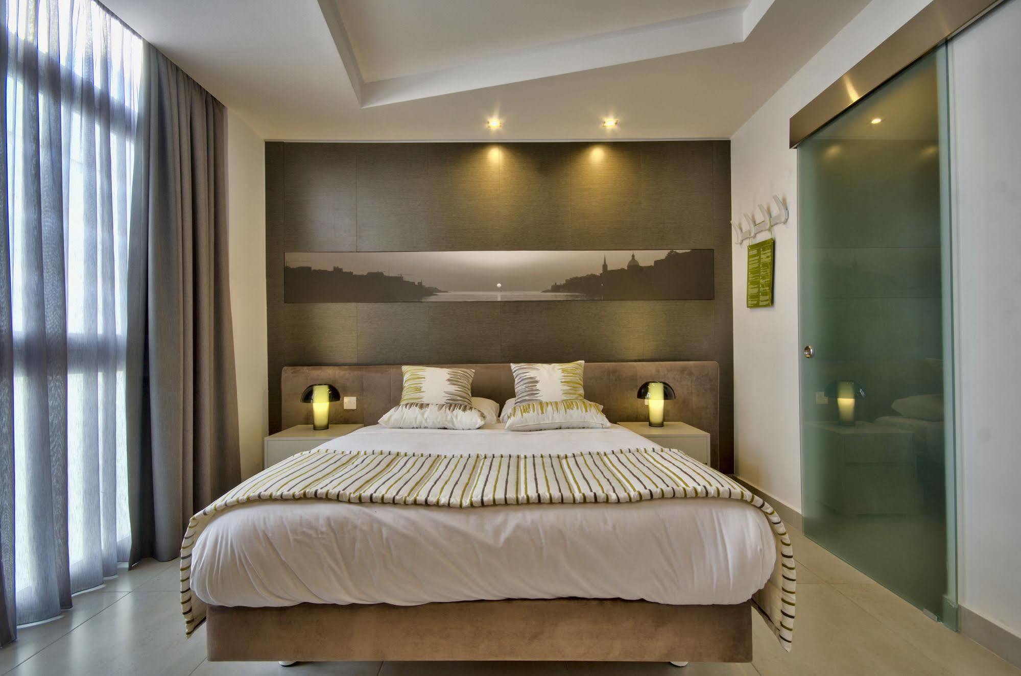 Jules Suites Saint Julian's Exterior foto